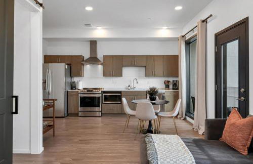 GULCH Condo with Pool Gym Private Patio & Garage - Foto 10