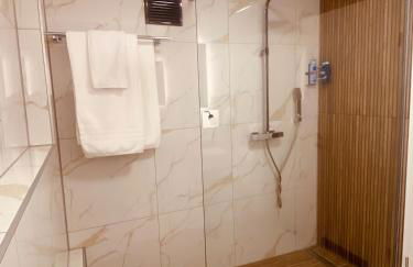 Apartment HomeBase Modernes 4-Sterne Apartment mit Tiefgarage im Zentrum - Foto 23