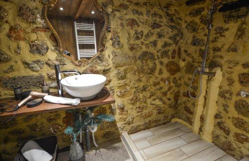 Ξενώνας Νικόλ - Photo 32