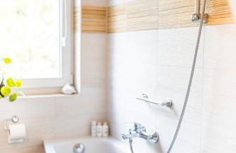 Große Wohnung mit Balkon, Waschmaschine und Smart TV - Foto 17