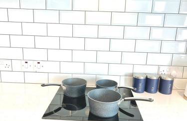 Ideal 4 Bed Home sleeps 7 Nr Middlebrook Stadium - Foto 31