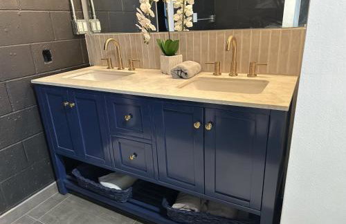 Modern Ranch near Knapp Center, Downtown - Foto 9