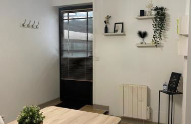 Charmant appartement avec terrasse et parking - Centre ville - Foto 12