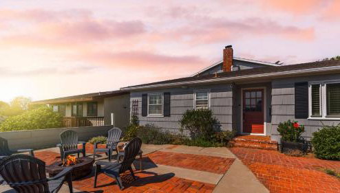 Point Loma Home w Putting Green Firepit Game Room Beach Access Zola Street by AvantStay - Foto 1, Other