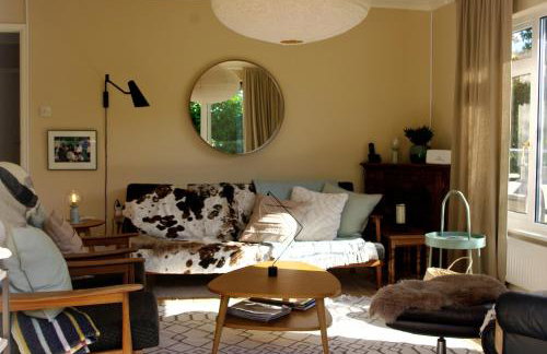 Abbotscot, near Bantham, an eccelectic property with a lovely garden - Foto 15