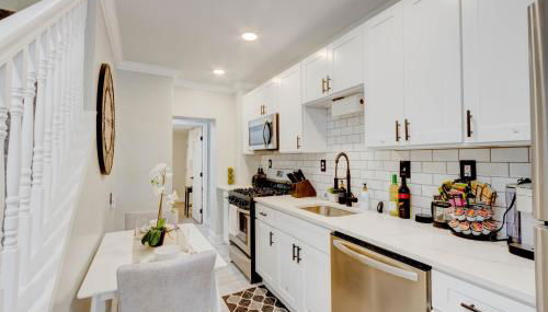 Elegant Urban Retreat - Walk To Patterson Park - Foto 4, dishwasher, pet friendly, toaster, minibar