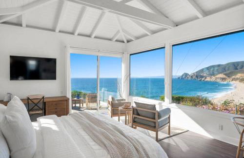 Distinguished Oceanfront Point Estate with Iconic Beach Mountain Vistas - Foto 57
