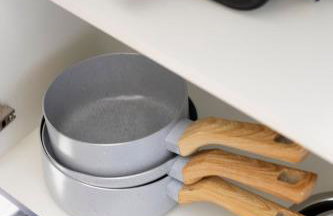 107-Studio compacto, moderno, climatizado perto da UEL - Foto 62