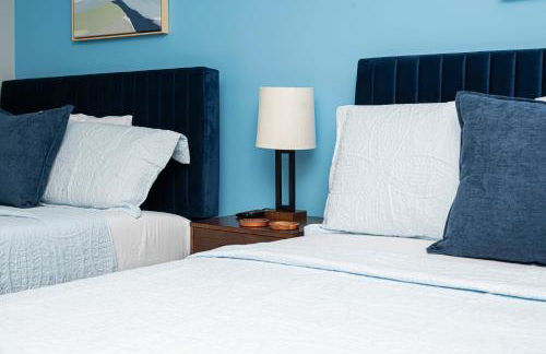 Indy Getaway - 5BR - Sleeps 16 - Arcade games - Perfect for families and groups - Foto 46