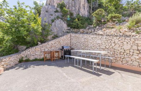 Amazing Apartment In Lukovo With Wifi - Foto 9