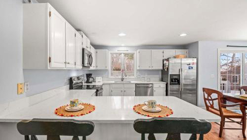 Cozy Bungalow Close to Downtown - Foto 3