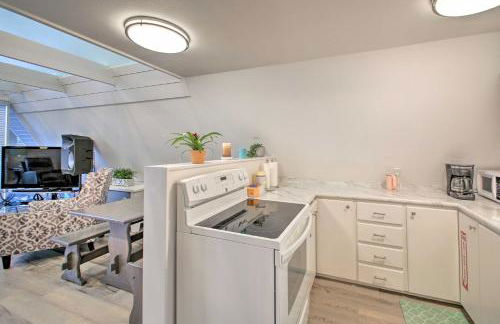 Deck, Boat Slip and Views Lake Hamilton Cabin! - Foto 8