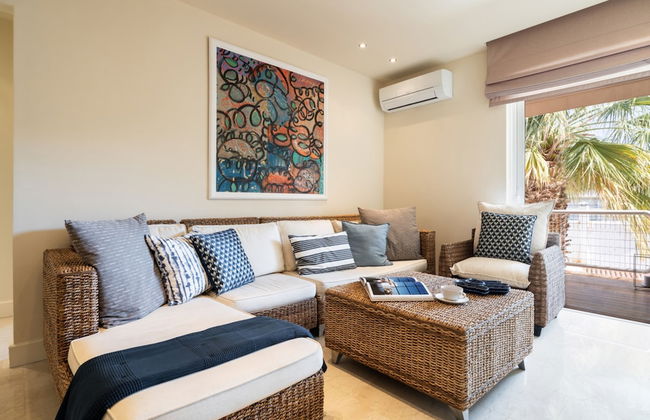 2BD Sunny Condo Close to the Beach - Foto 14