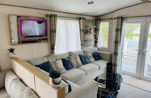 Exquisite Lake lodge in Hoburne Holiday Resort - Valentino Rose Lodge - Foto 17