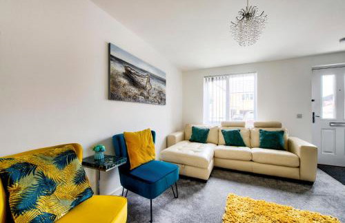 2-Bedroom Holiday Home With Private Garden & Parking - Foto 5