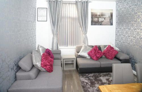 CHEADLE HOUSE HOLIDAYS - Foto 14