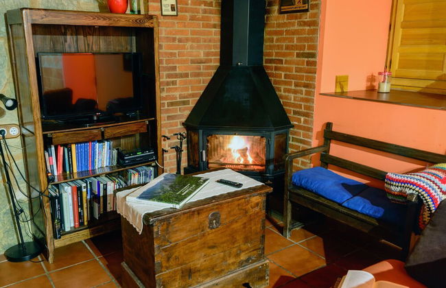 Cozy Cottage in Benllera with Hot Tub - Foto 9