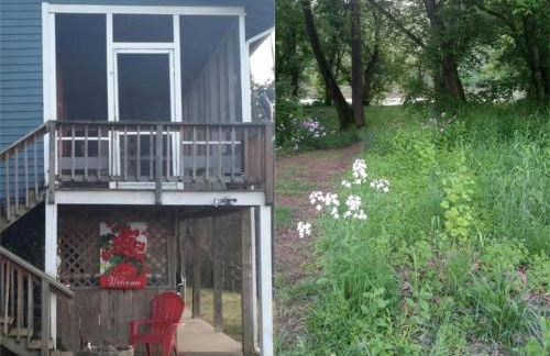 Inviting Cottage Rental on a Private Farm in Rileyville, Virginia - Photo 15