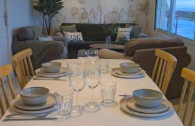 Beautiful beachfront apartment, 180d sea and cliff view - Foto 33