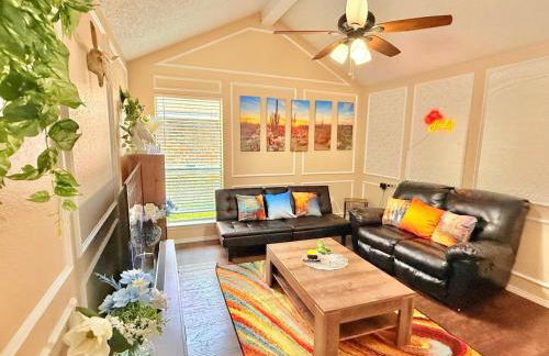 Near AT&T Stadium, UTA, Globe Life, Six Flags, DFW Airport, American Airlines Center with Games and Crib - Foto 34