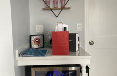 It’s Showtime-Book Lally’s House! Steps to Common! - Foto 29