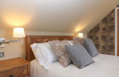 Whitehouse Woodwrae - Photo 31