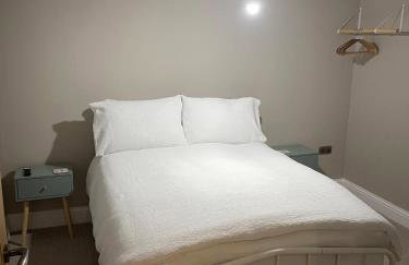 The Merchants Barn - A New Unique Town Centre Home - Photo 24