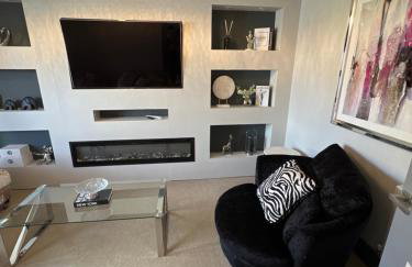 Luxury Durham Home in DH1, Free Parking, No Fees - Foto 14