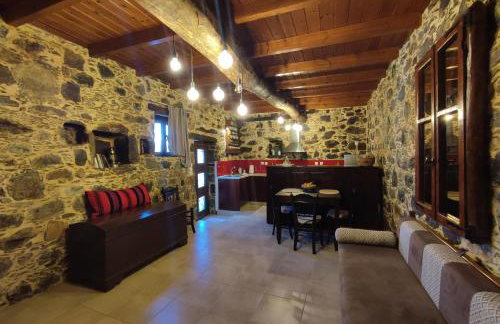 Grandma Agatha & Virginia's stonehouse - Foto 2