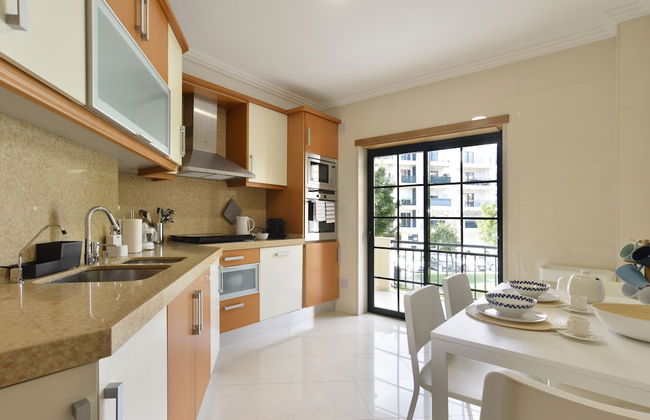 Gorgeous Beach Flat - Photo 7