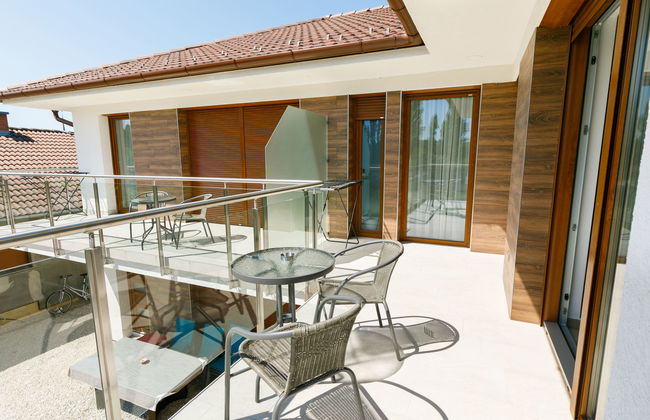 2 bedroom Apartment in Balatonszárszó with garden - Photo 21