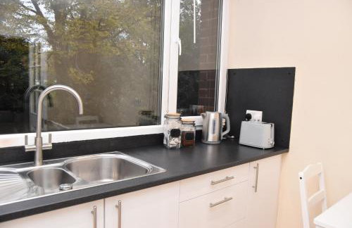 Barnsley Town Centre Apartment - Foto 6