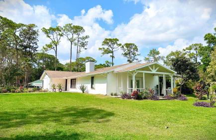 Luxury Jupiter Farm Getaway Pool, BBQ, Game Shed - Foto 35
