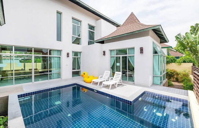 AnB Pool Villa 3BR Glass House in Pattaya - Foto 1