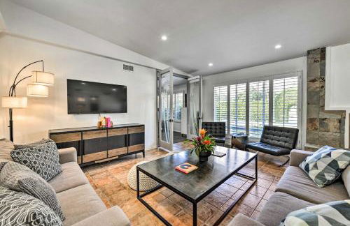 Luxe Palm Springs Home with Backyard Oasis! - Foto 5