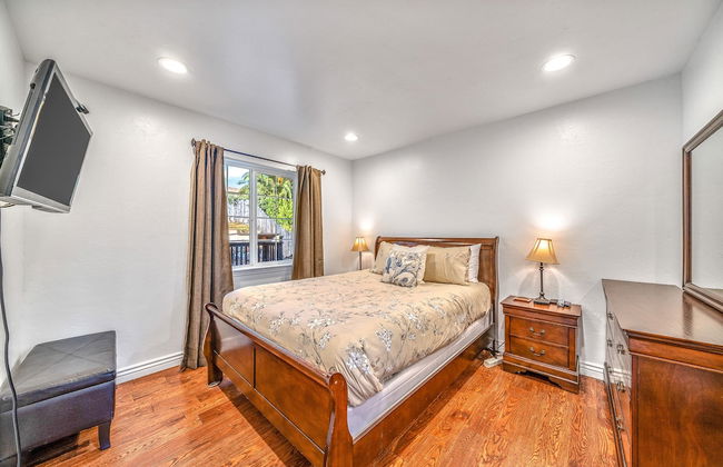 Fully Updated 3 BDR Seaside Home Minutes to Beach! - Foto 14