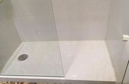 PRECIOSO CHALET JUNTO A POTES CON PISCINA-4 Hab,3 Baños - Photo 36