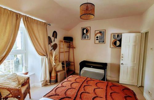 Stylish 2-BR cottage near Mousehole - garden and and parking - Photo 24