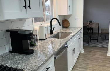 Charming Mentor Home w/ Fenced Backyard - Foto 8