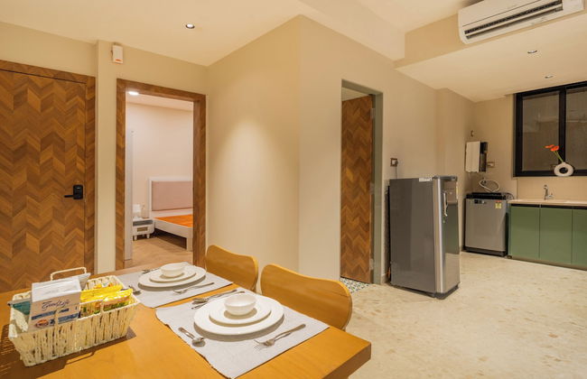 ELIVAAS Kamerios Verano 1 BHK with Pool - Photo 12