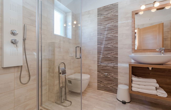 Modern Villa in Sukosan With Private Swimming Pool - Foto 18