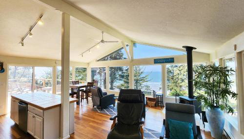 Ocean View in Otter Rock! Wood Stove! Surfing~Otter Rock Hideaway - Foto 2