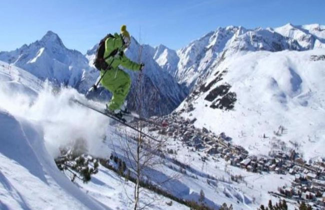 Chalet in Les Deux Alpes With Heated Pool - Photo 19