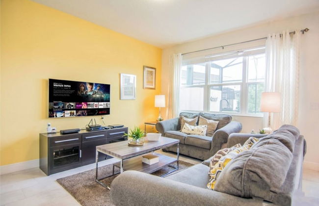 Beautiful Townhome With Hot Tub 13 - Photo 18