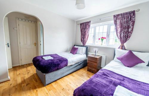 Spacious 6BDR House By Hyped Properties Short Term Rental Agency With Free Parking Bilston - Foto 25