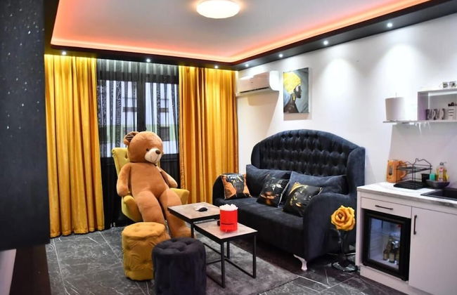 Apartman 3 S V Istocno Sarajevo Lukavica sa Jacuzzi Lux Spa Hilandarska Centar - Foto 1