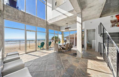 Oceanfront Experience - Photo 17