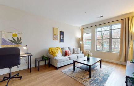 Modern Comforts Free Gym Access - Foto 19