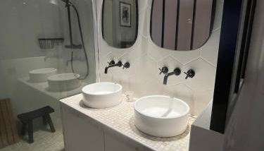 Eiffel Tower 4P apartment - Passy - quiet - - Foto 3, towels, Shower