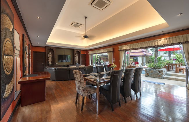 Generous 6BR Balinese Pool Villa Sophia - Photo 20